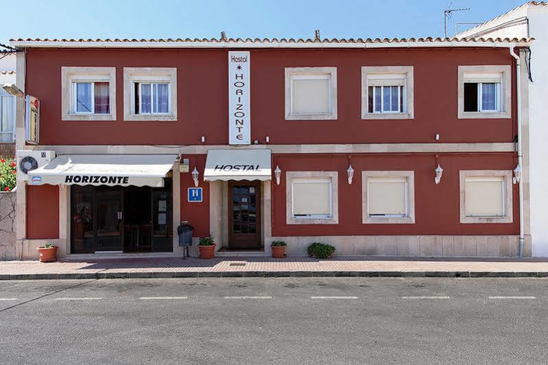 Hostal Horizonte Es Castell  Kültér fotó